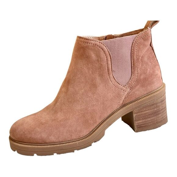 Lucky Brand Heeled Chelsea
Boots - Size 9.5 New without box - Picture 3 of 8